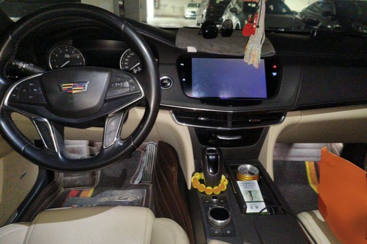 Used Cadillac CT6 2019 28T Fashion Edition Center Console