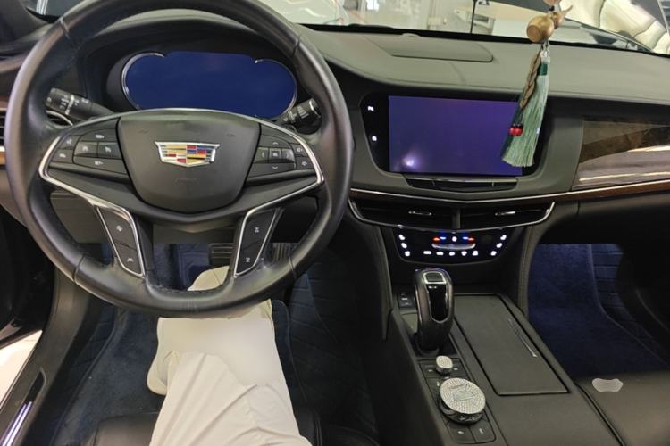 Used Cadillac CT6 2019 28T Luxury Model Center Console