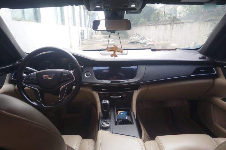 Used Cadillac CT6 2019 28T Fashion Edition Center Console