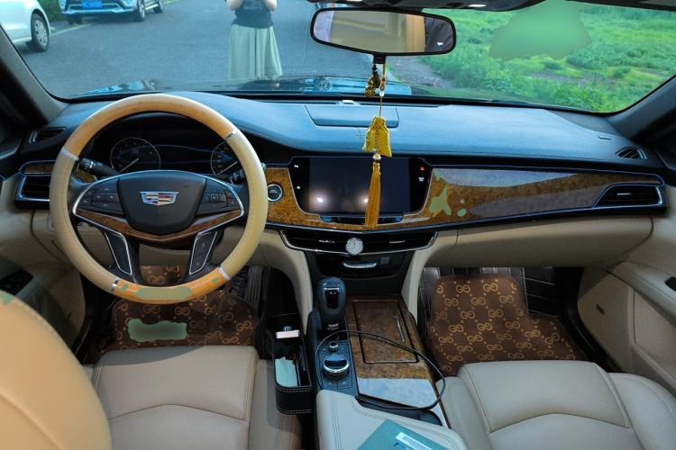 Used Cadillac CT6 2019 28T Fashion Edition Center Console