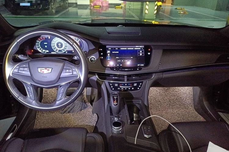 Used Cadillac CT6 2019 28T Leading Sport Model Center Console