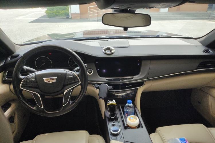 Used Cadillac CT6 2019 28T Fashion Edition Center Console