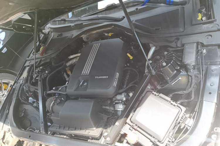 Used Cadillac CT6 2019 28T Luxury Model Engine Bay
