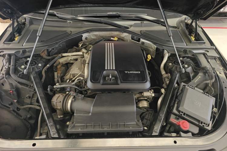 Used Cadillac CT6 2019 28T Luxury Model Engine Bay
