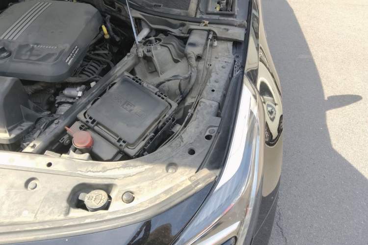Used Cadillac CT6 2019 28T Luxury Model Engine Bay Left
