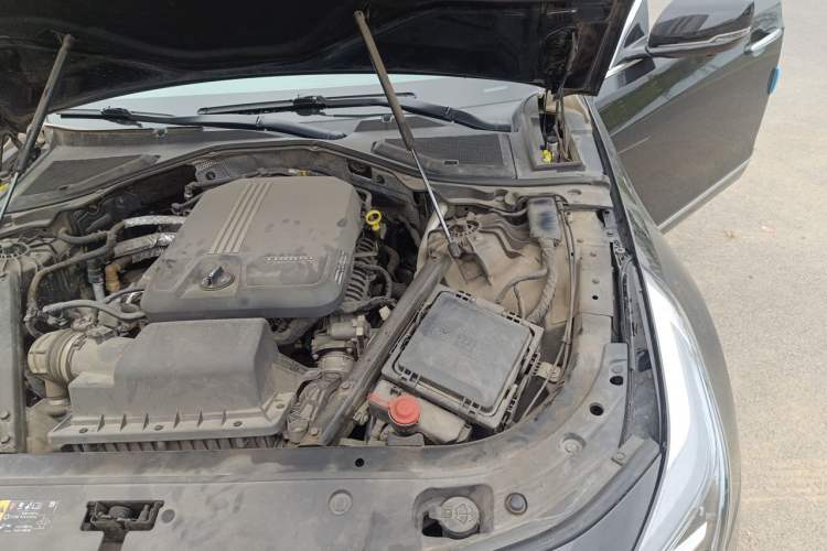 Used Cadillac CT6 2019 28T Fashion Edition Engine Bay Left