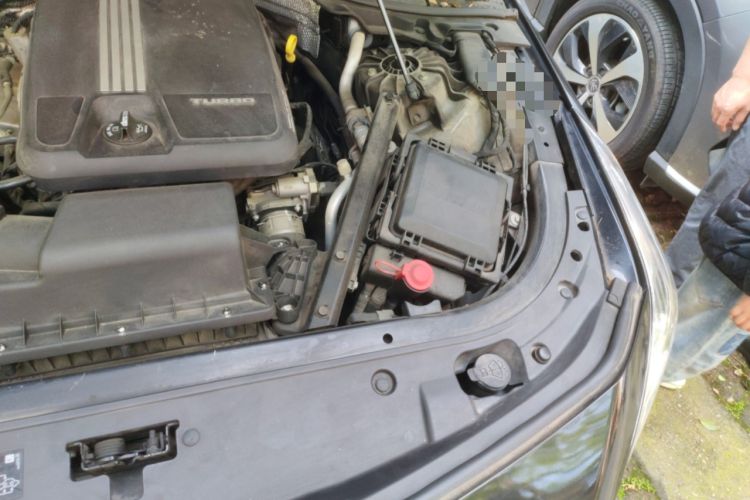 Used Cadillac CT6 2019 28T Fashion Edition Engine Bay Left