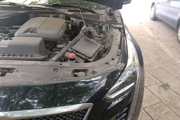 Used Cadillac CT6 2019 28T Leading Sport Model Engine Bay Left