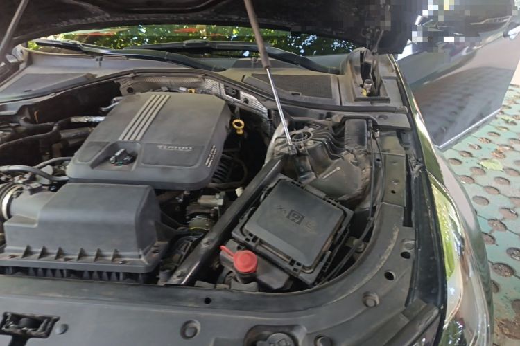 Used Cadillac CT6 2019 28T Elite Edition Engine Bay Left