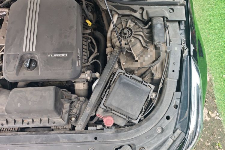 Used Cadillac CT6 2019 28T Fashion Edition Engine Bay Left
