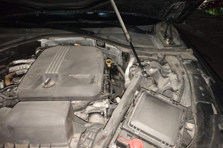 Used Cadillac CT6 2019 28T Fashion Edition Engine Bay Left
