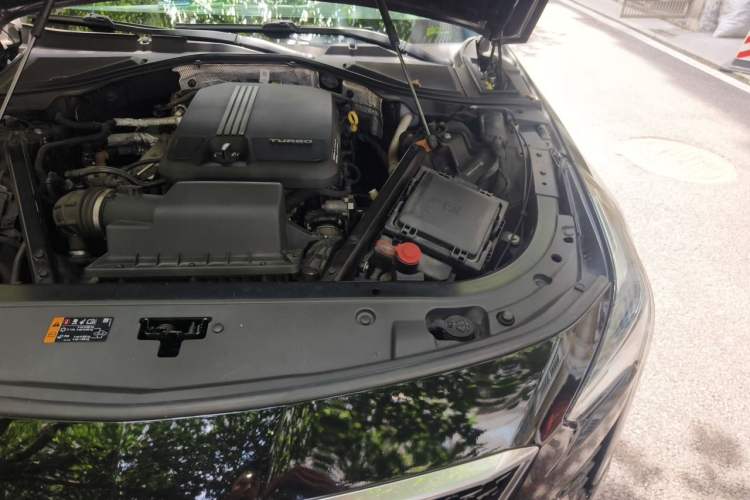 Used Cadillac CT6 2019 28T Luxury Model Engine Bay Left