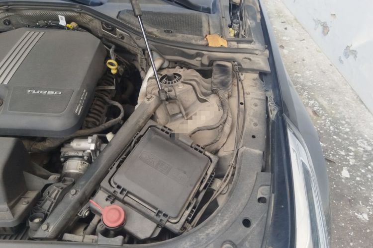 Used Cadillac CT6 2019 28T Fashion Edition Engine Bay Left