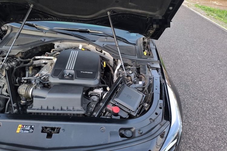 Used Cadillac CT6 2019 28T Fashion Edition Engine Bay Left
