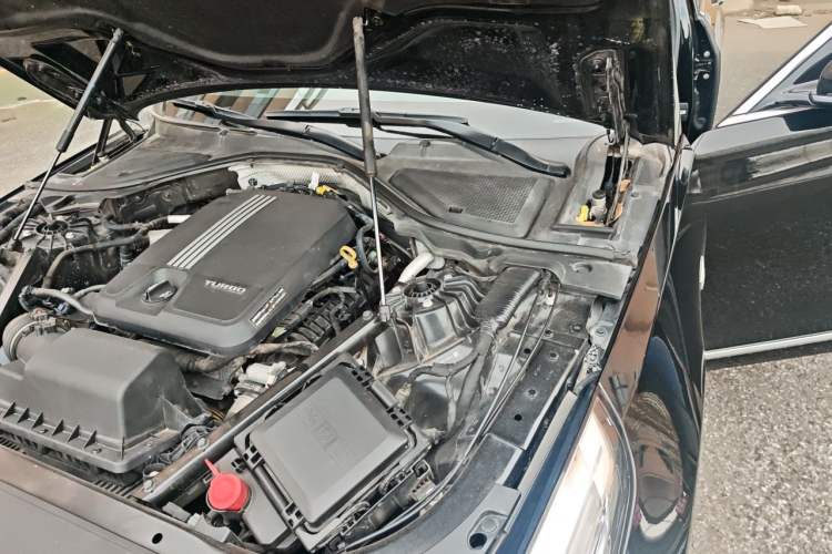 Used Cadillac CT6 2019 28T Elite Edition Engine Bay Left