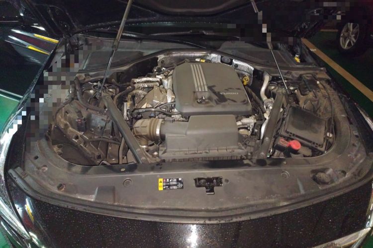 Used Cadillac CT6 2019 28T Fashion Edition Engine Bay