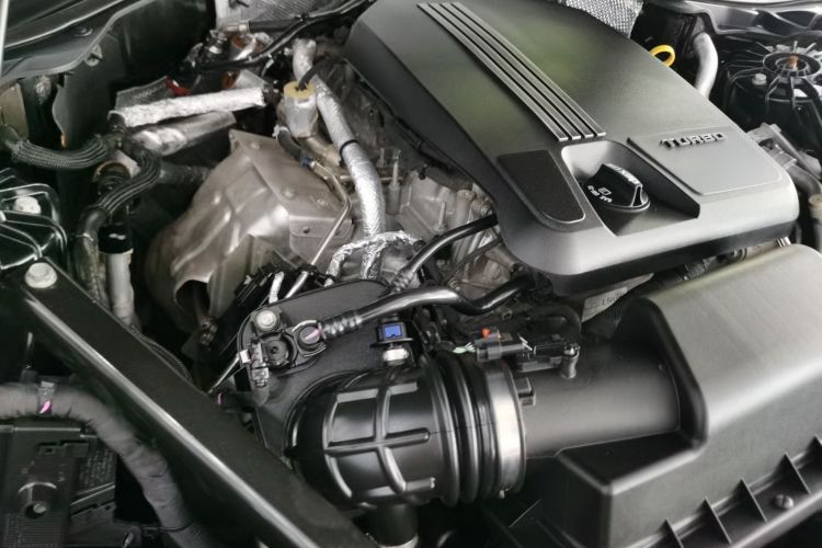 Used Cadillac CT6 2019 28T Luxury Model Engine Bay
