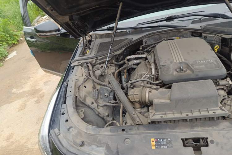 Used Cadillac CT6 2019 28T Fashion Edition Engine Bay Right