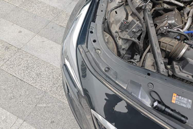 Used Cadillac CT6 2019 28T Luxury Model Engine Bay Right