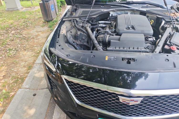 Used Cadillac CT6 2019 28T Fashion Edition Engine Bay Right