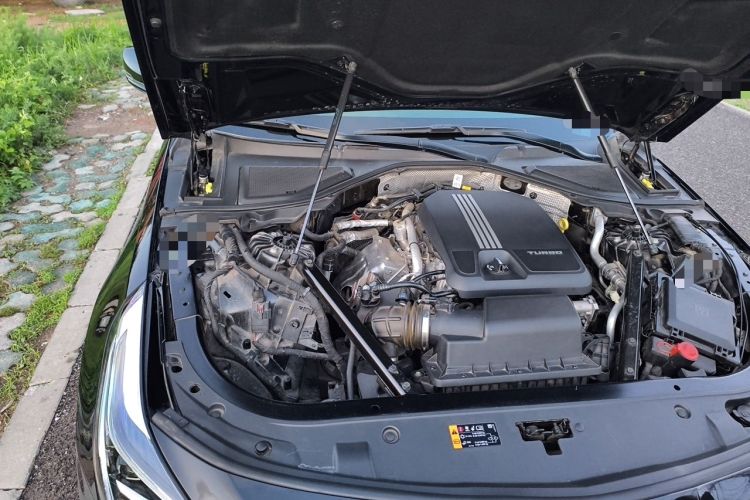 Used Cadillac CT6 2019 28T Fashion Edition Engine Bay Right
