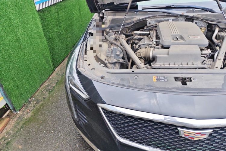 Used Cadillac CT6 2019 28T Fashion Edition Engine Bay Right