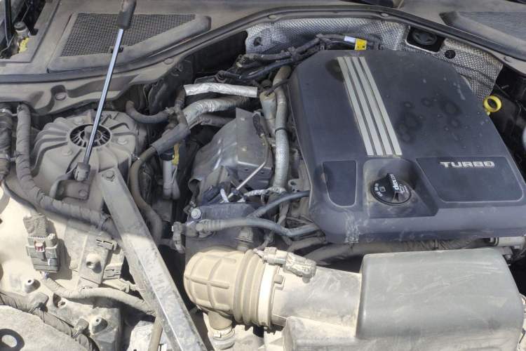 Used Cadillac CT6 2019 28T Fashion Edition Engine Bay Right