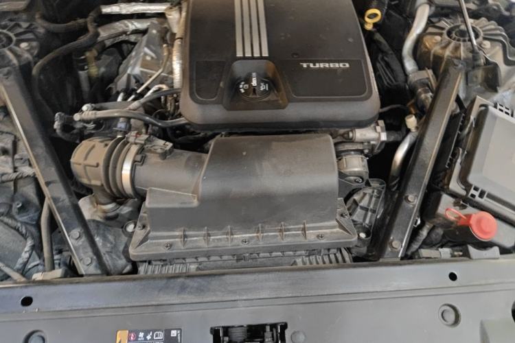 Used Cadillac CT6 2019 28T Fashion Edition Engine Bay