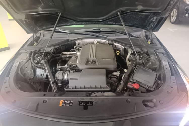 Used Cadillac CT6 2019 28T Luxury Model Engine Bay