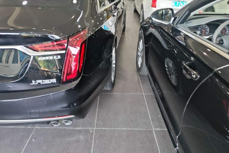 Used Cadillac CT6 2019 28T Luxury Model Exterior 3