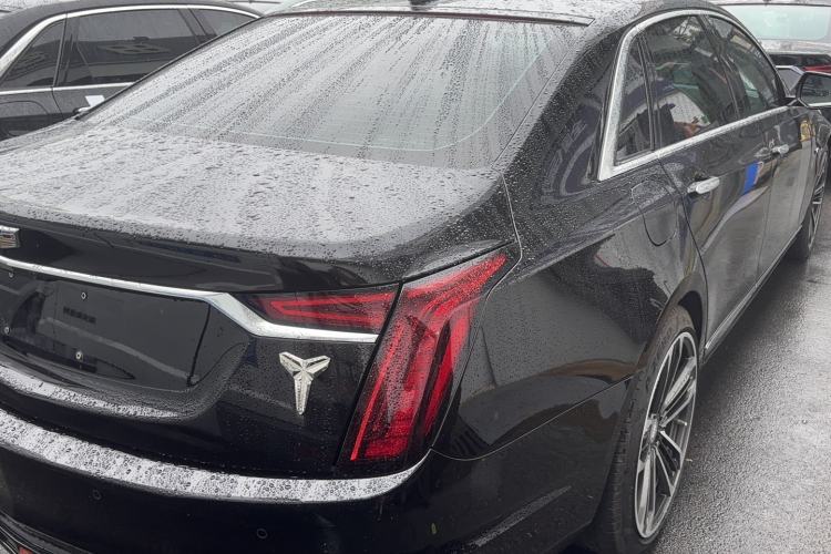 Used Cadillac CT6 2019 28T Luxury Model Exterior 3