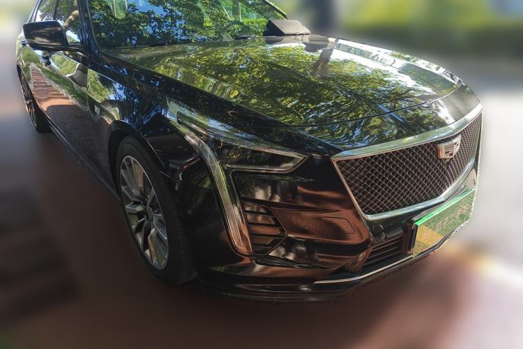 Used Cadillac CT6 2019 28T Leading Sport Model Front Right 45 Deg