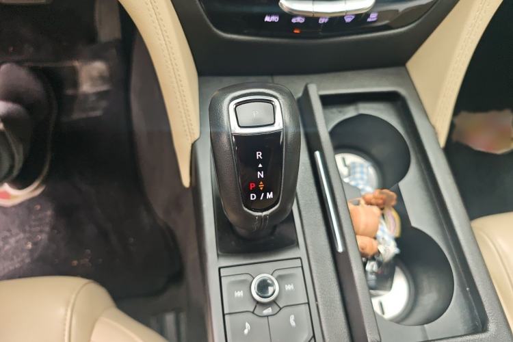 Used Cadillac CT6 2019 28T Fashion Edition Gear Lever