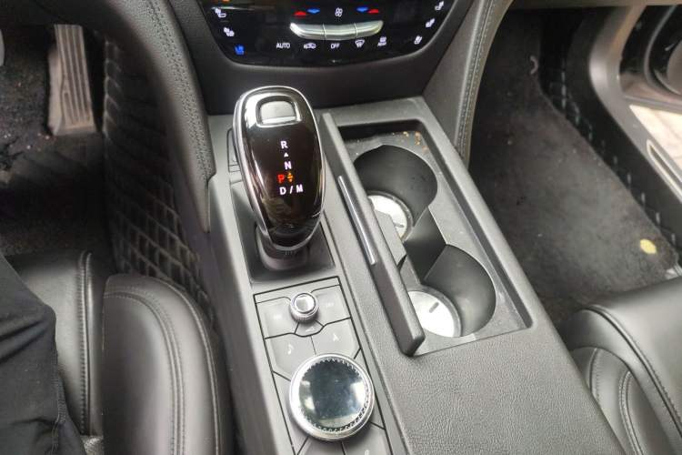 Used Cadillac CT6 2019 28T Luxury Model Gear Lever