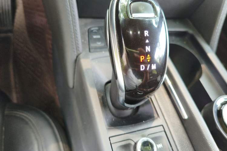 Used Cadillac CT6 2019 28T Luxury Model Gear Lever