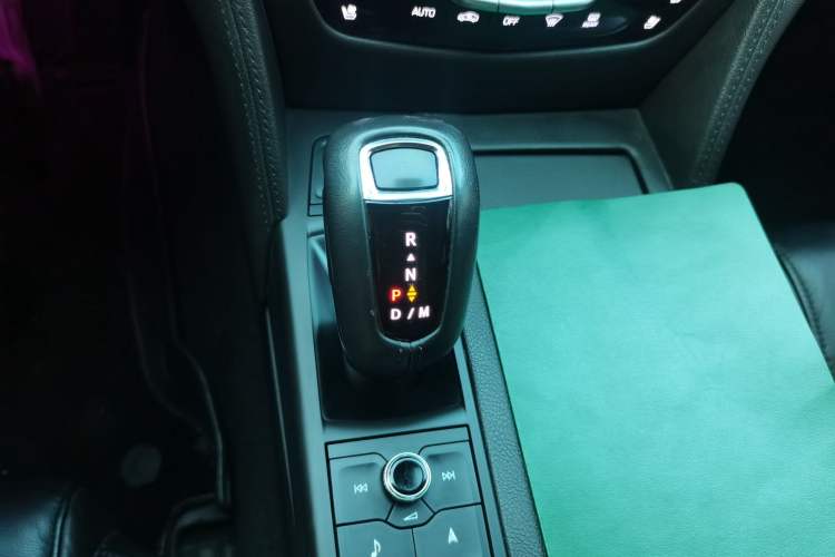 Used Cadillac CT6 2019 28T Leading Sport Model Gear Lever