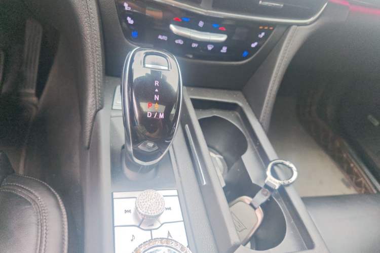 Used Cadillac CT6 2019 28T Luxury Model Gear Lever
