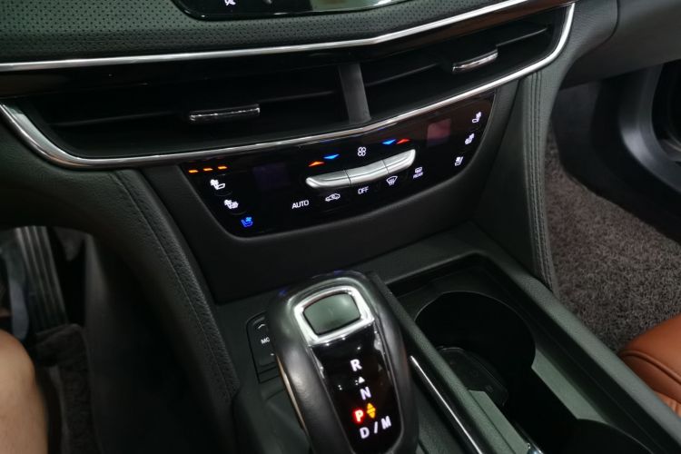 Used Cadillac CT6 2019 28T Luxury Model Gear Lever