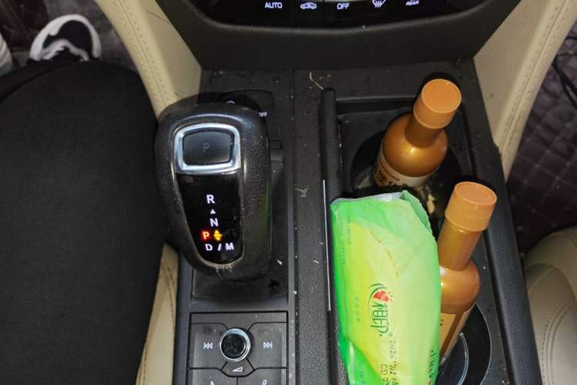 Used Cadillac CT6 2019 28T Fashion Edition Gear Lever