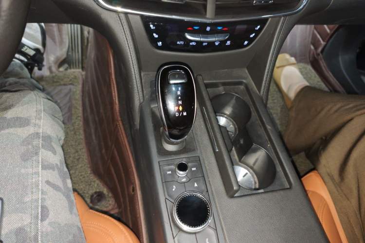 Used Cadillac CT6 2019 28T Luxury Model Gear Lever