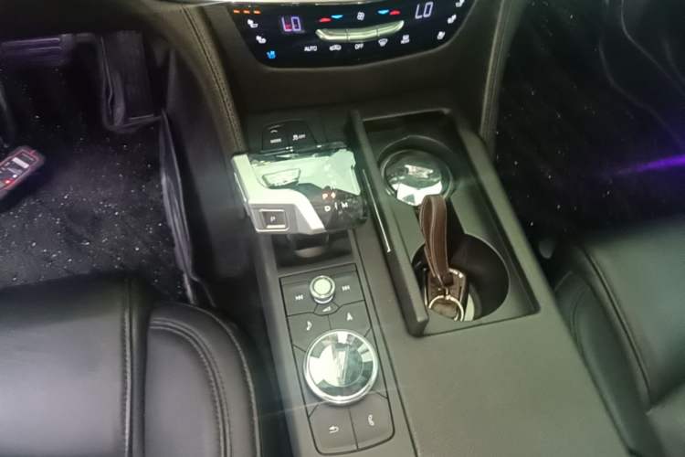 Used Cadillac CT6 2019 28T Luxury Model Gear Lever