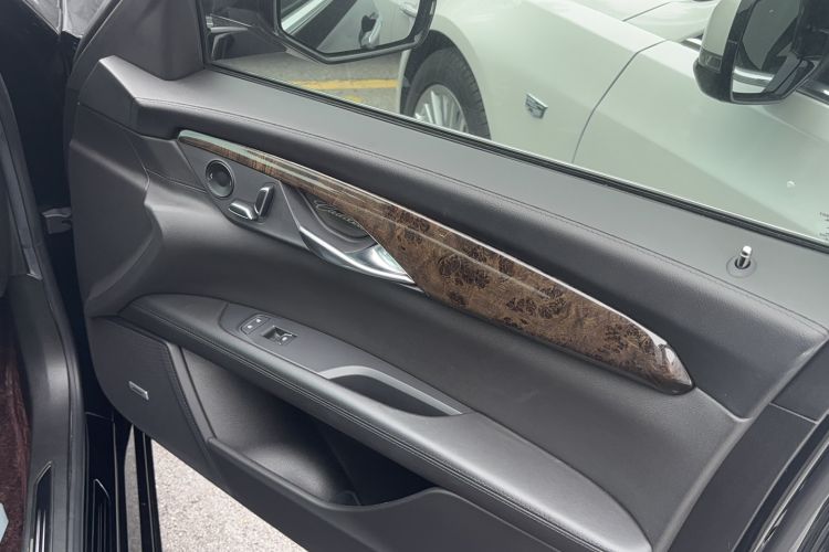 Used Cadillac CT6 2019 28T Luxury Model Interior 4
