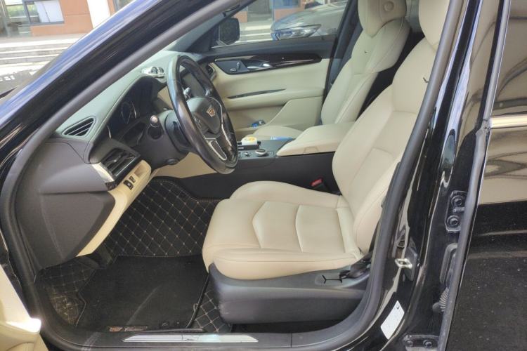 Used Cadillac CT6 2019 28T Fashion Edition Left Front Seat