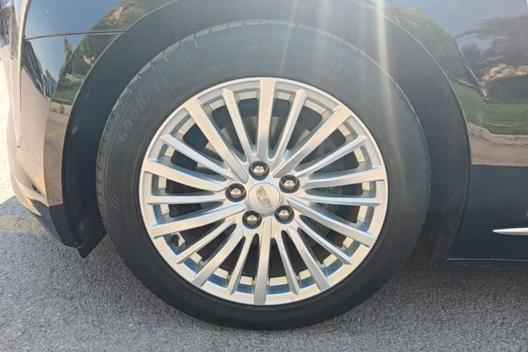 Used Cadillac CT6 2019 28T Fashion Edition Left Front Wheel Hub