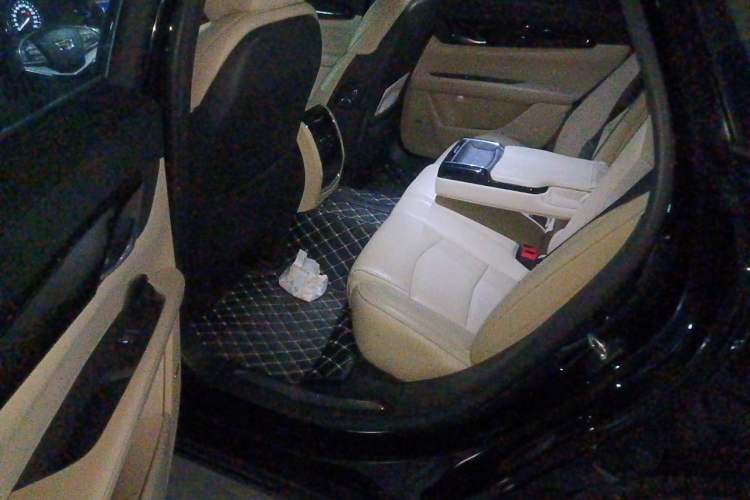 Used Cadillac CT6 2019 28T Fashion Edition Left Rear Seat
