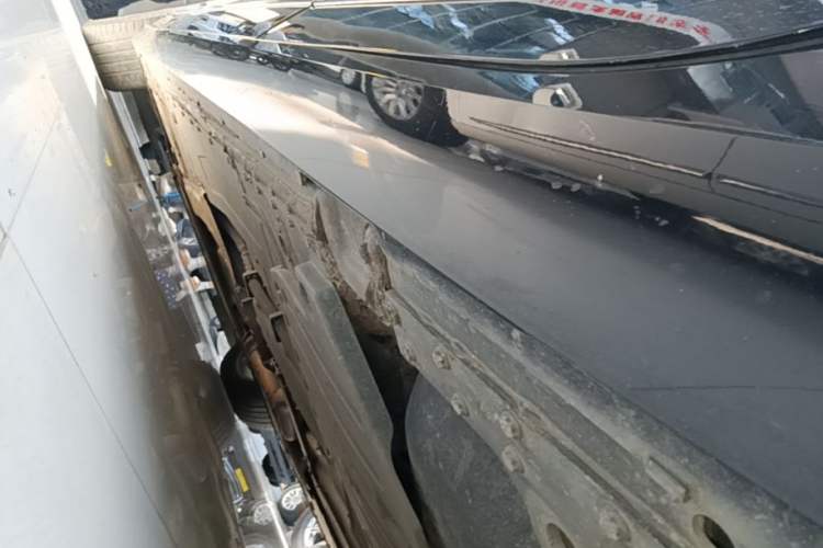 Used Cadillac CT6 2019 28T Luxury Model Left Side Sill