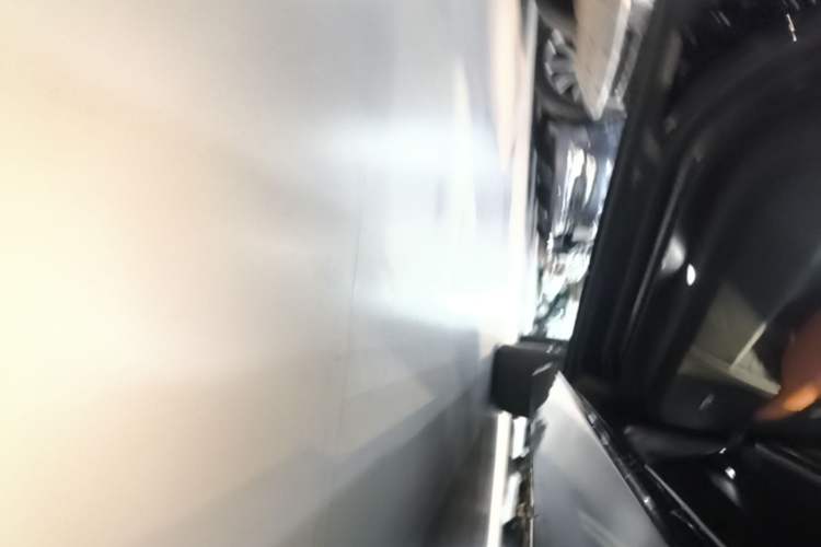 Used Cadillac CT6 2019 28T Luxury Model Left Side Sill