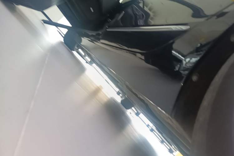 Used Cadillac CT6 2019 28T Luxury Model Left Side Sill