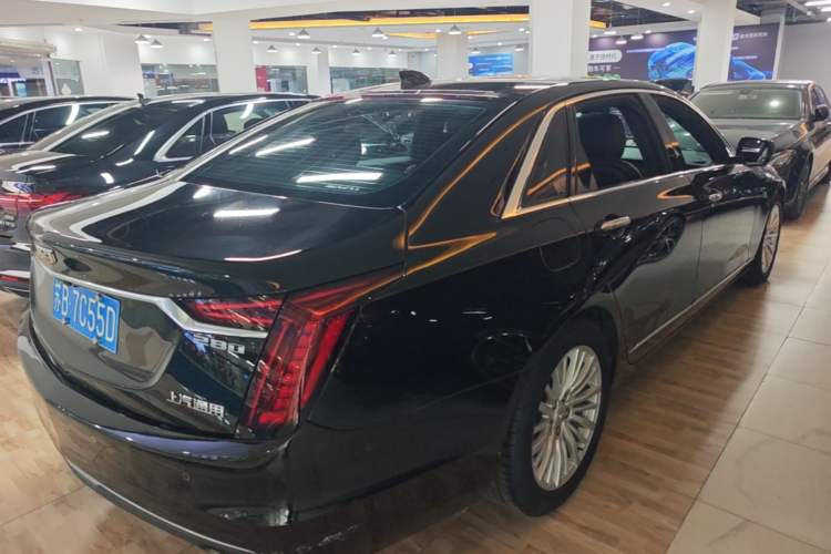 Used Cadillac CT6 2019 28T Luxury Model Rear Right 45 Deg