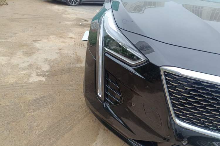 Used Cadillac CT6 2019 28T Fashion Edition Right Front Headlight